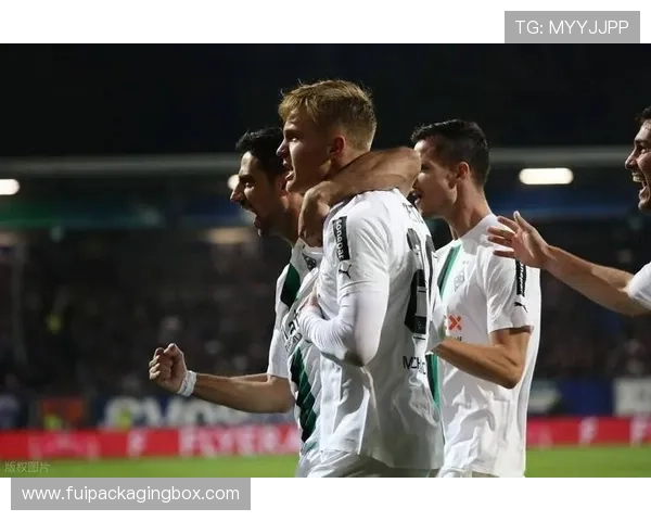 拜仁客战门兴首发：凯恩杰克逊比朔夫先发金玟哉博伊出战