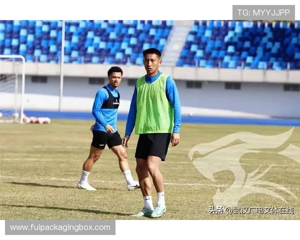 武汉三镇公布廖承坚伤情最新进展预计两周后复出重返球队训练场